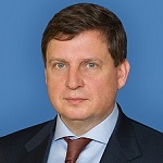 Cенатор, заместитель председателя комитета Совфеда по бюджету и финансовым рынкам 